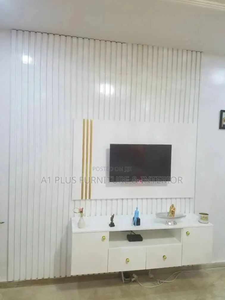 High Gloss TV Wall Cladding With Gold Chrome