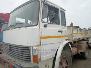 Iveco Tipper 6 Tyres Tokunbo