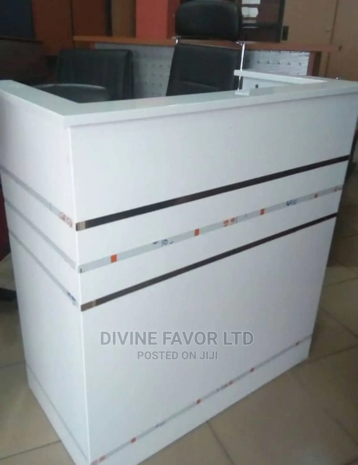 1.2 Meter Reception Table in White Colour.