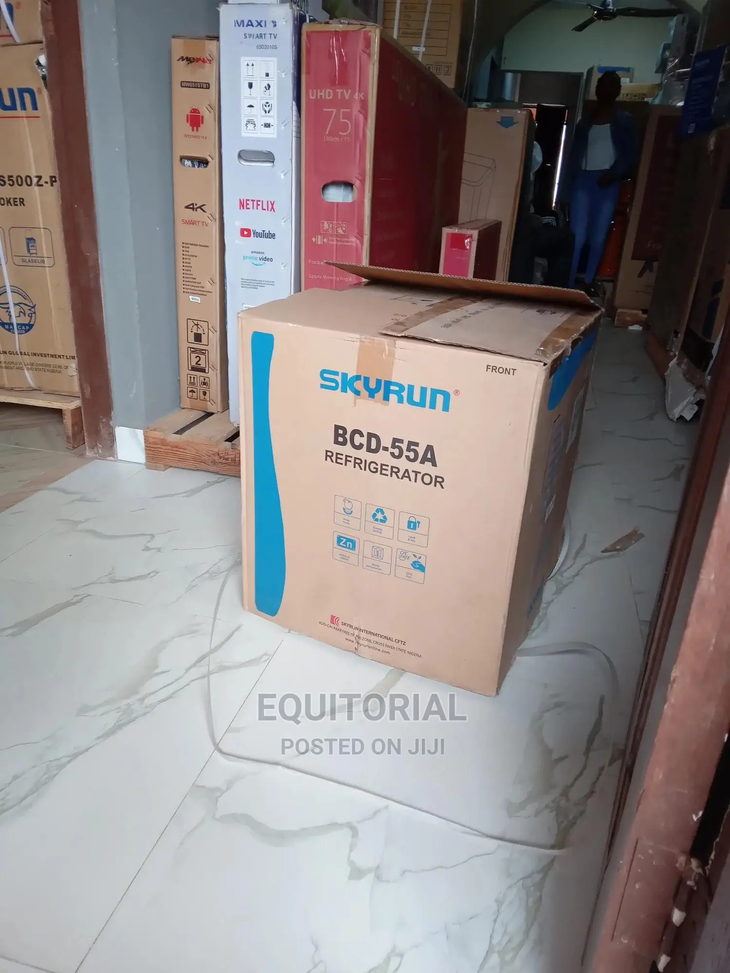 Skyrun 50litres Bedside Refrigerator(Bcd-55a)