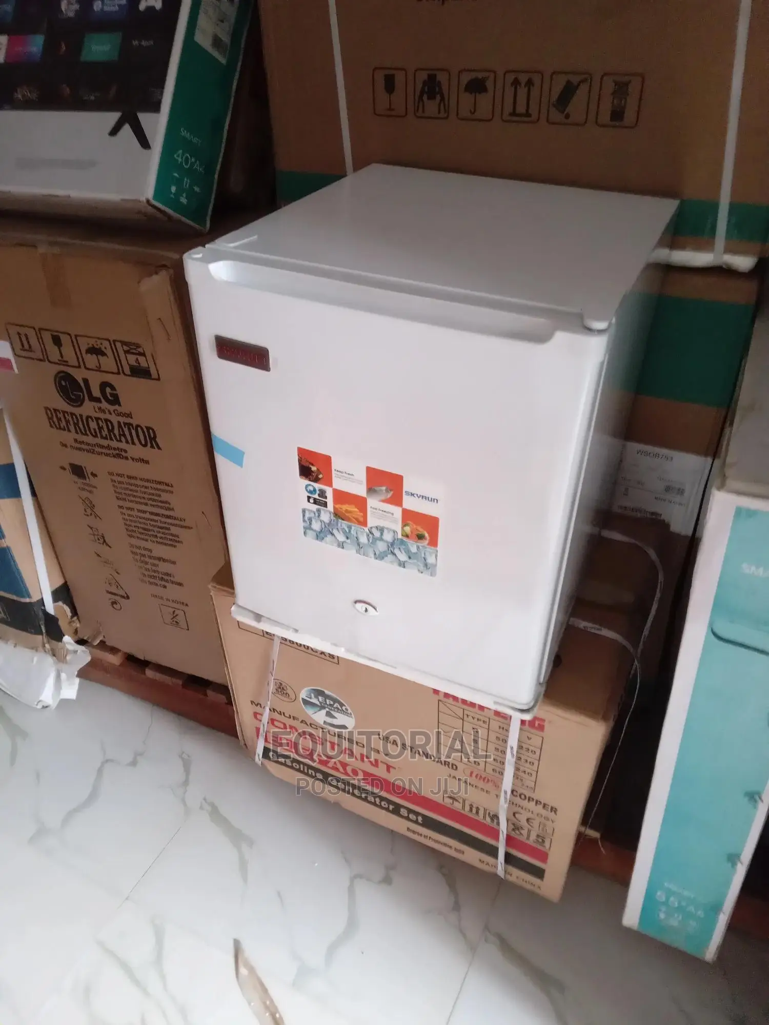 The New 50litres Bedside Refrigerator(Cd-55a)