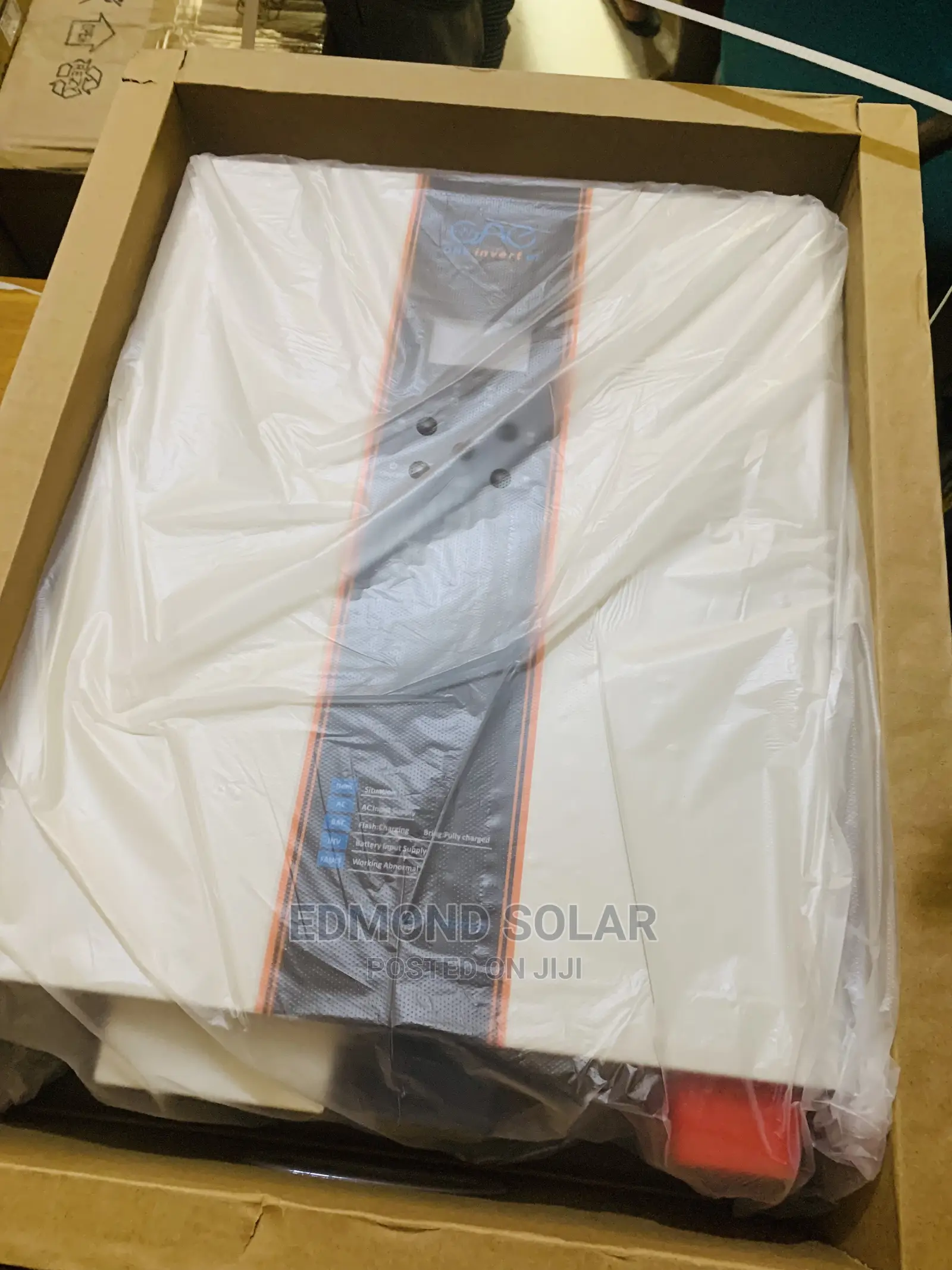 One Solar Inverter 5kva 48V