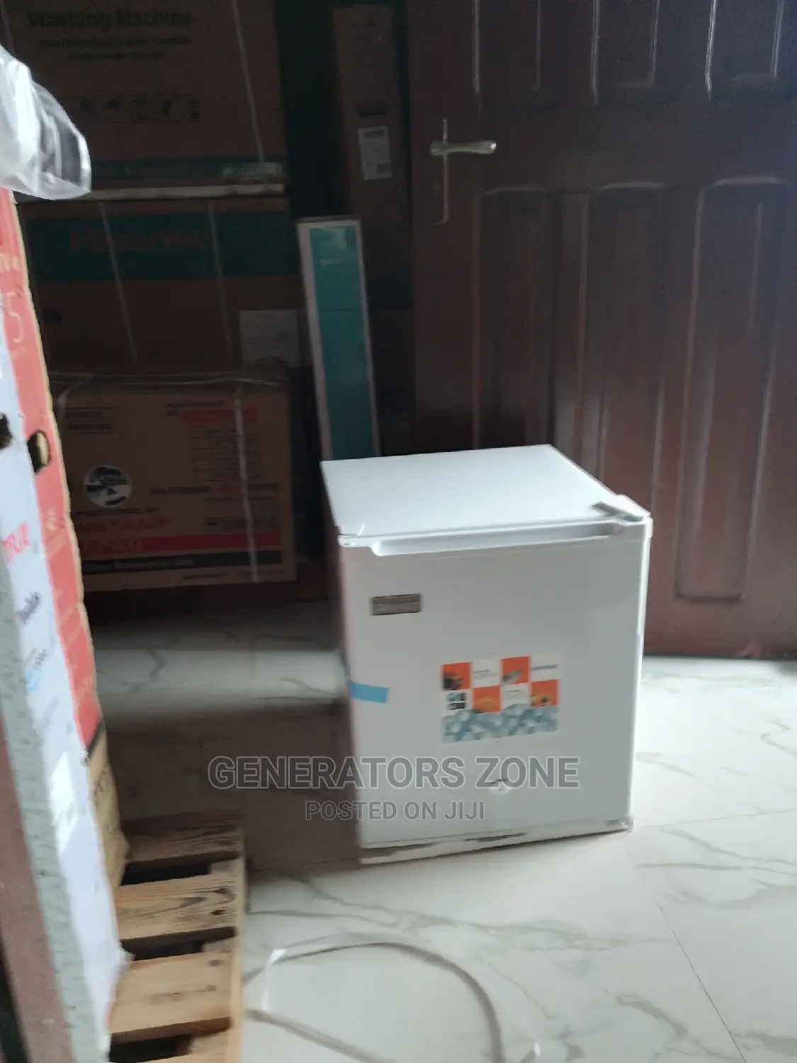 Power Saving 50l Skyrun Refrigerator+ 2 Shelves