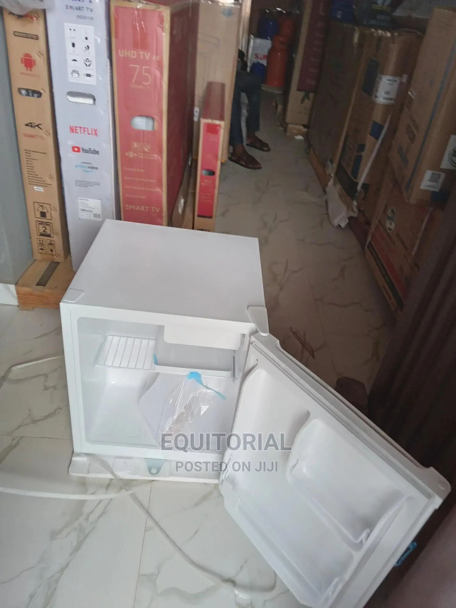 Discover the New Skyrun Bedside Refrigerator