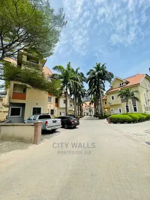 3bdrm Townhouse / Terrace in Victoria Island Extension for rent