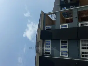 3bdrm Block of Flats in Roadsafety, Owerri for rent