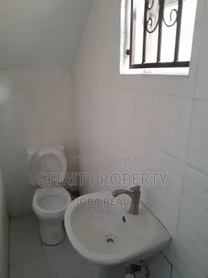 3bdrm Apartment in Gra for rent