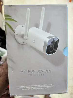 Powerology Wireless Outdoor Camera With Solar Panel