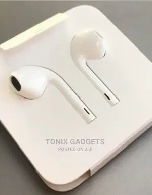 Earpods With Lightning Connector