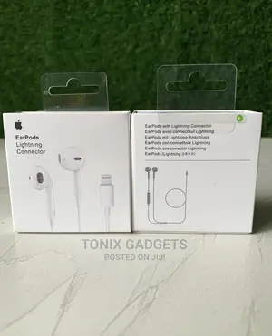 Earpods With Lightning Connector