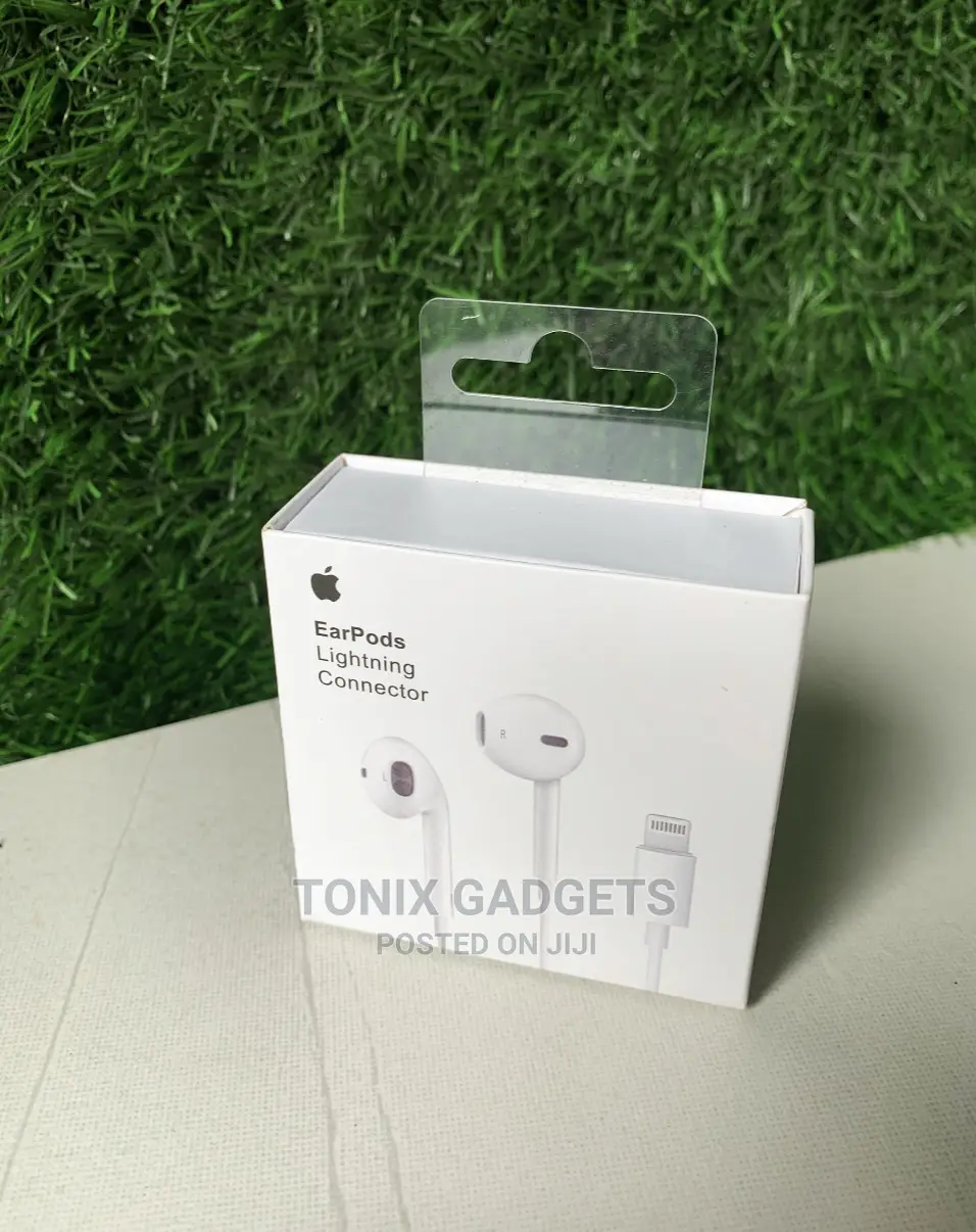 Earpods With Lightning Connector