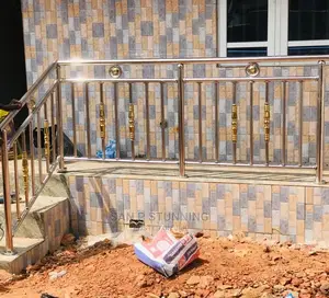 Sparkling Railing Design With Combi