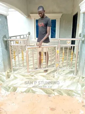 Rail With Entrance for Security