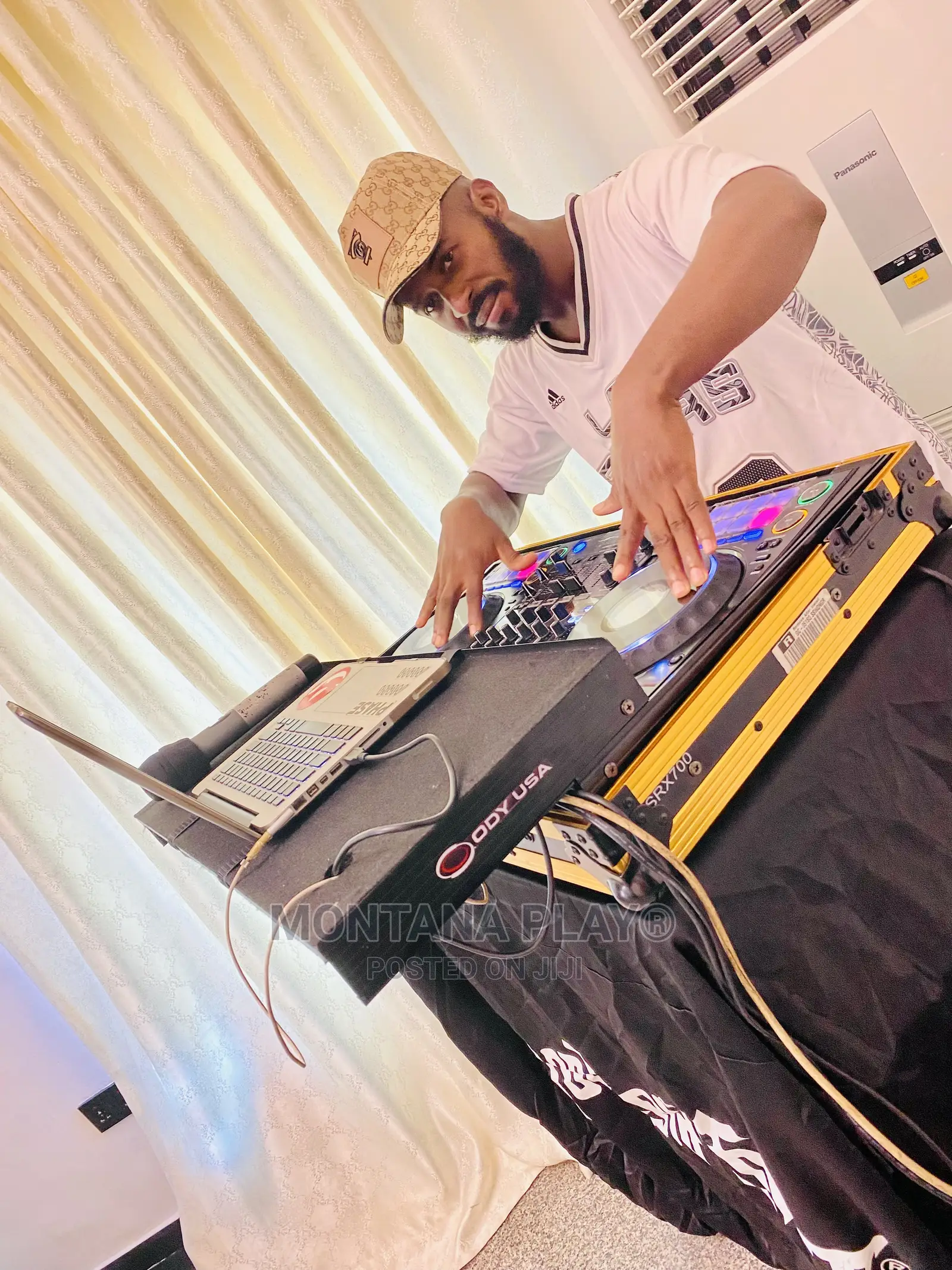 DJ Service Plug
