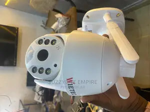 SOLAR CAMERA 4G( With 6 Batteries)