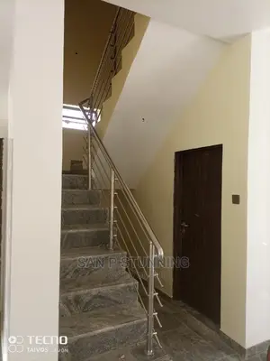 Contemporary Handrail Design