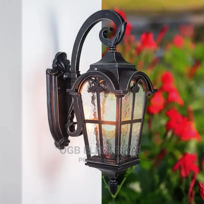 European Waterproof Outdoor Wall Lamp