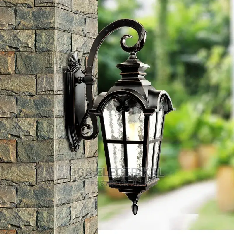 European Waterproof Outdoor Wall Lamp