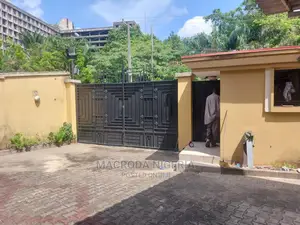 5bdrm Duplex in Dolphin Extension, Ikoyi for rent