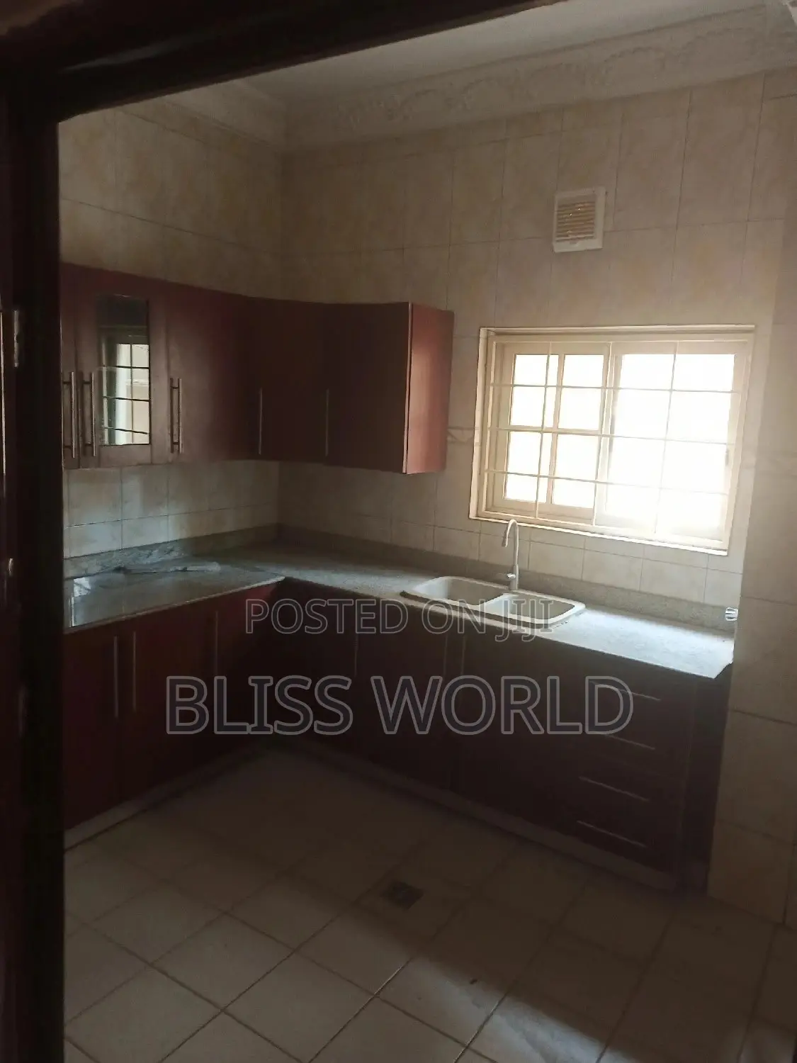 3bdrm Block of Flats in Mabuchi, Mabushi for sale