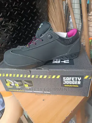 Seres Safety Shoe