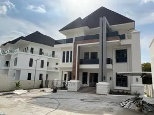 9bdrm Mansion in Maitama for sale