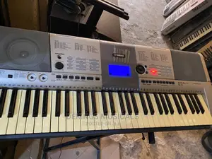 Yamaha Psr-e403 61-key Portable Keyboard Portable Keyboard
