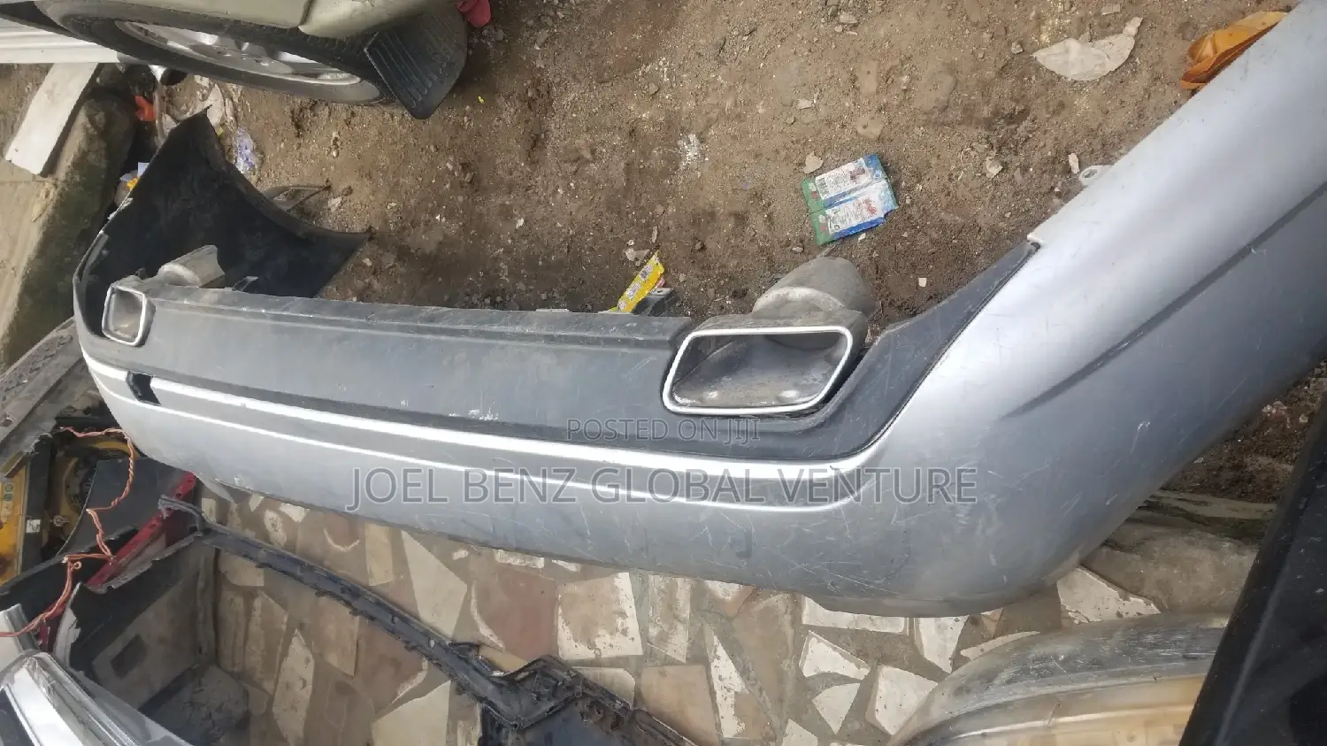 2010 E350 Complete Back Bumper