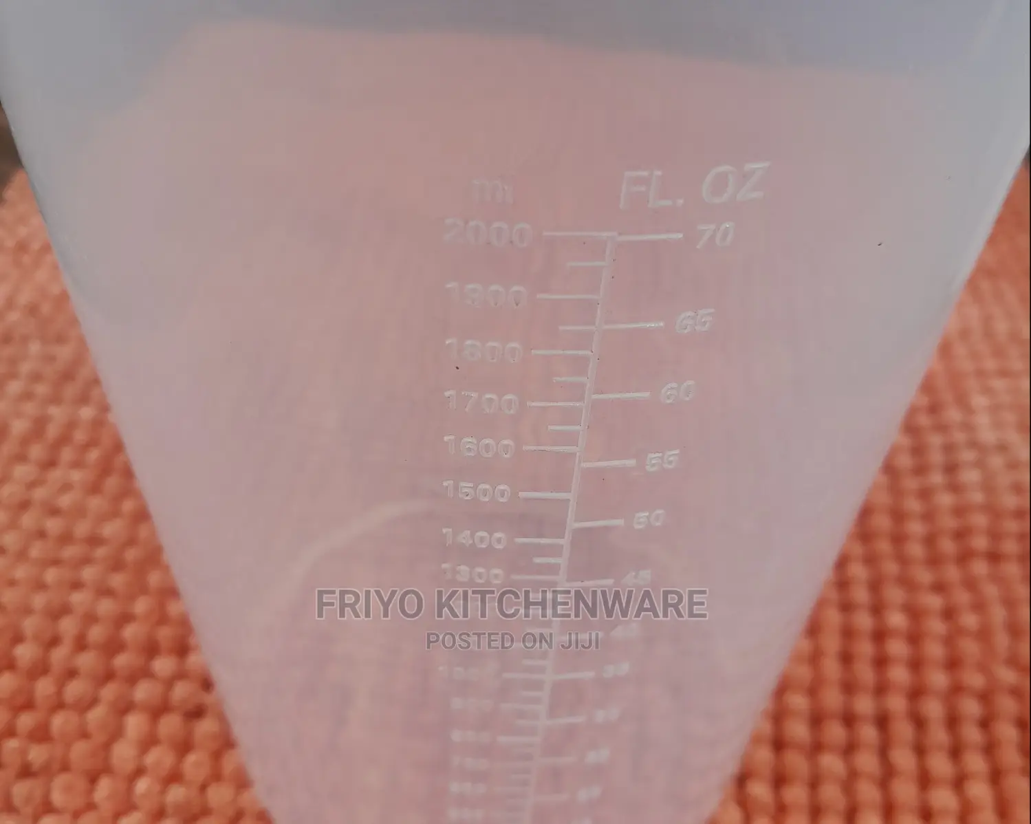 2 LTS Measuring Cup