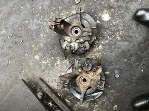Front Hub Ford Focus 2010 2011 2012 2013 2014