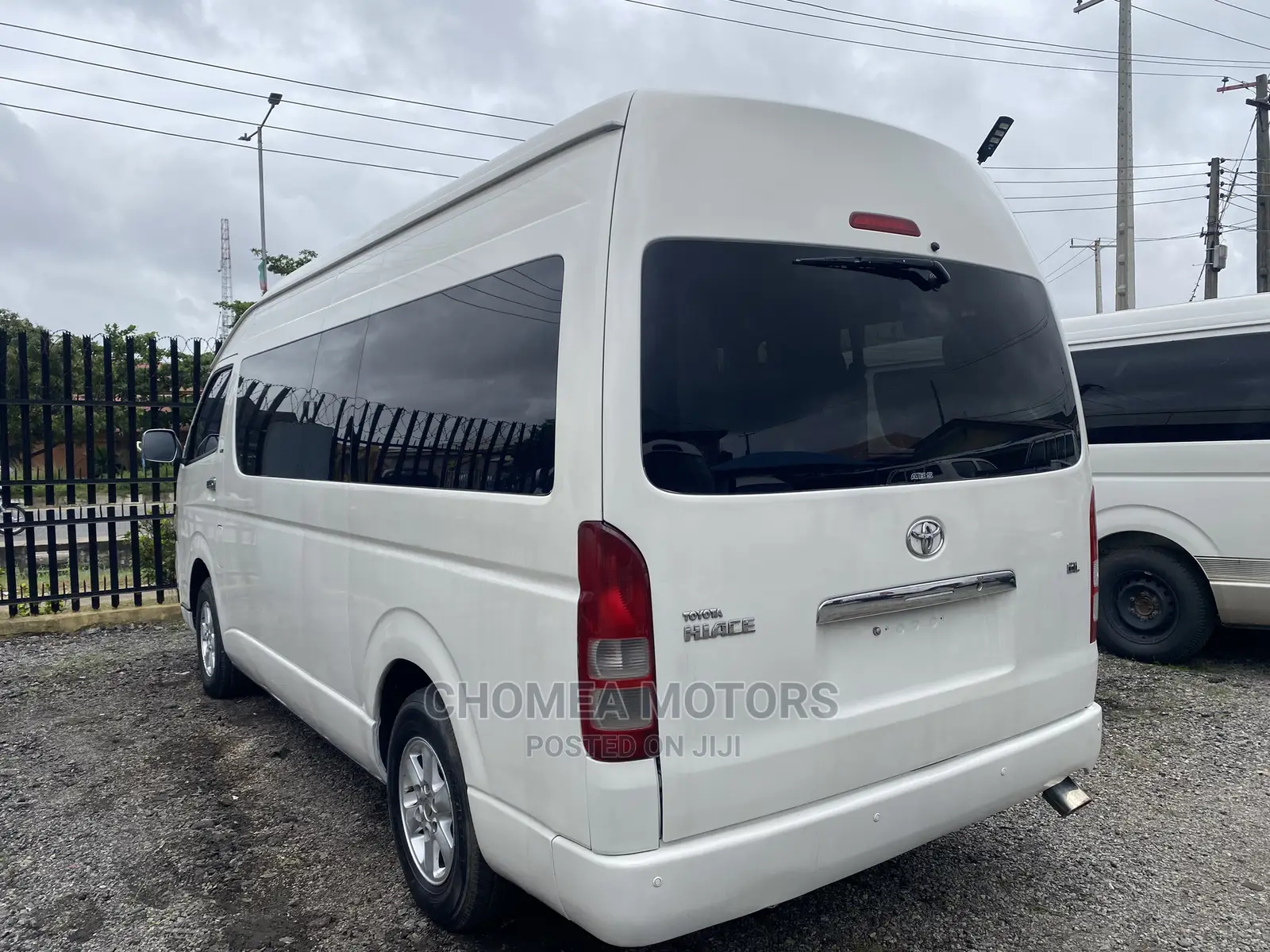 Toyota HiAce 2015 White