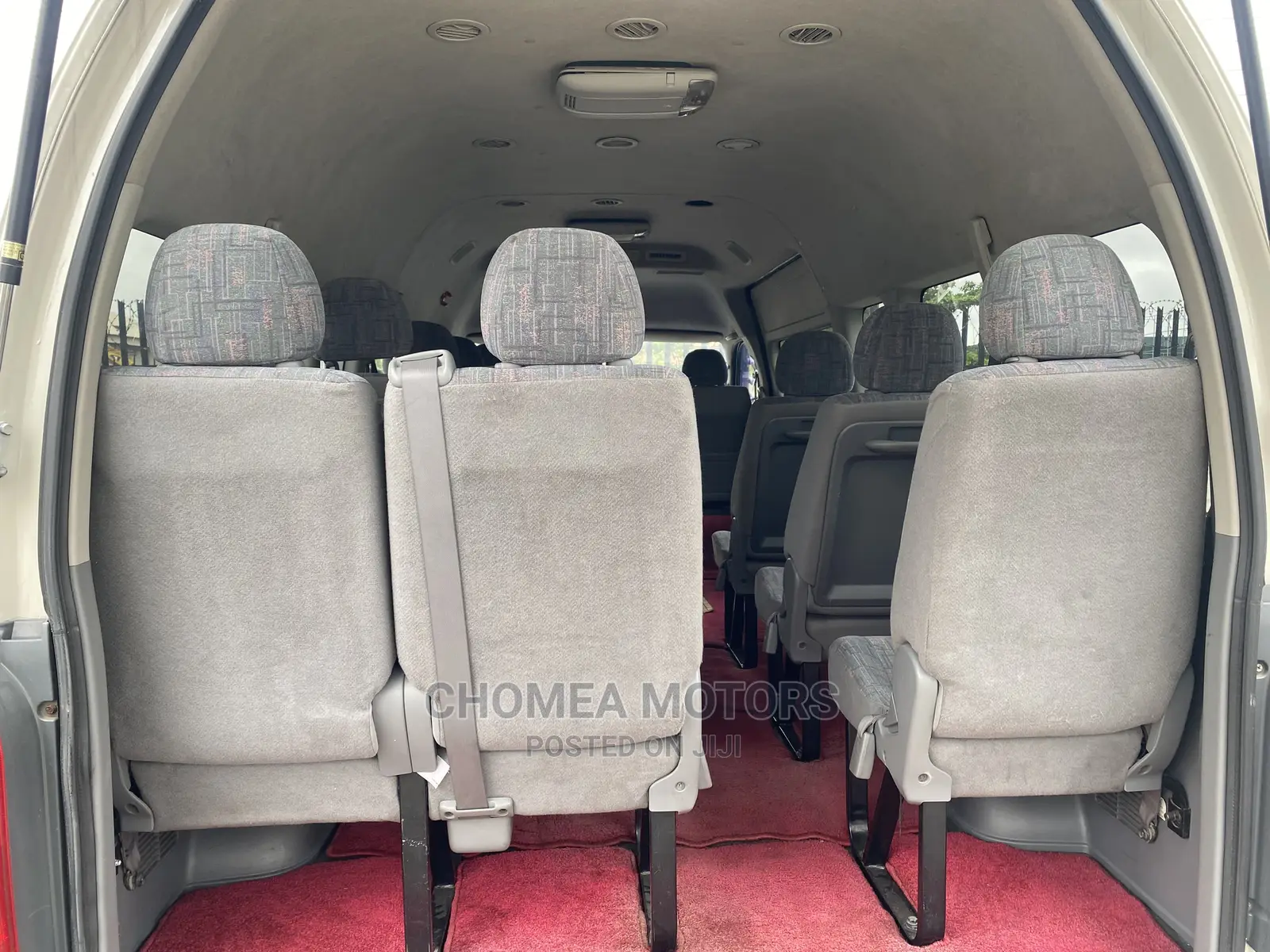 Toyota HiAce 2015 White