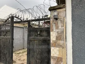 Photo - 4bdrm Bungalow in Obasajo Road, Dutse-Alhaji for rent