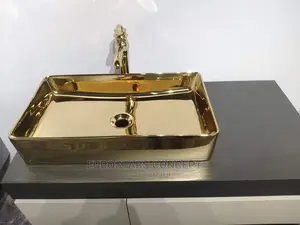 Shining Gold Ceramic Wash Hand Basin