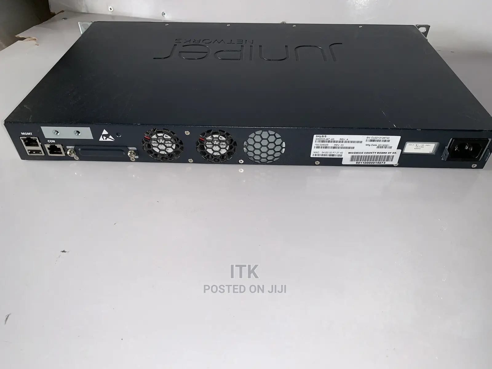 Juniper EX2200-48T-4G Switch