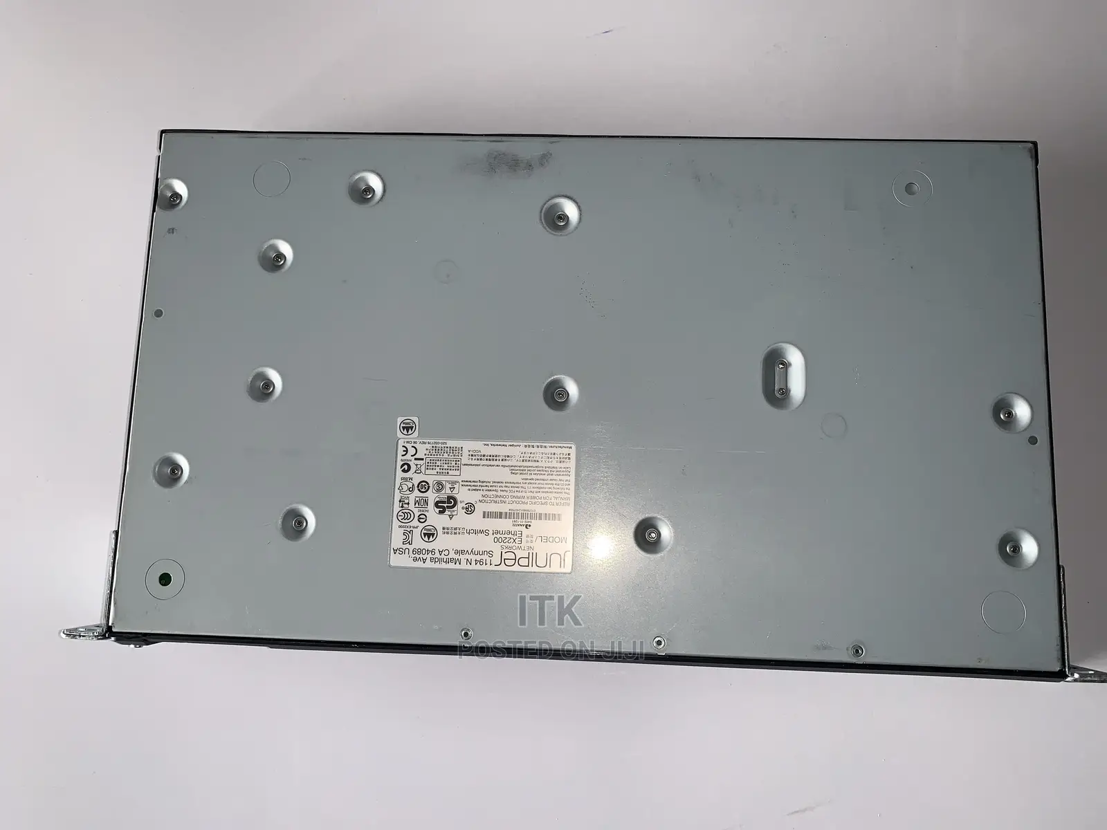 Juniper EX2200-48T-4G Switch