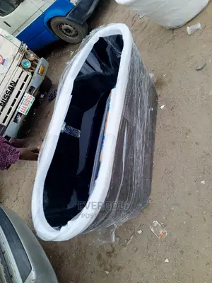 Acrylic Black Luxury Bathtub Available