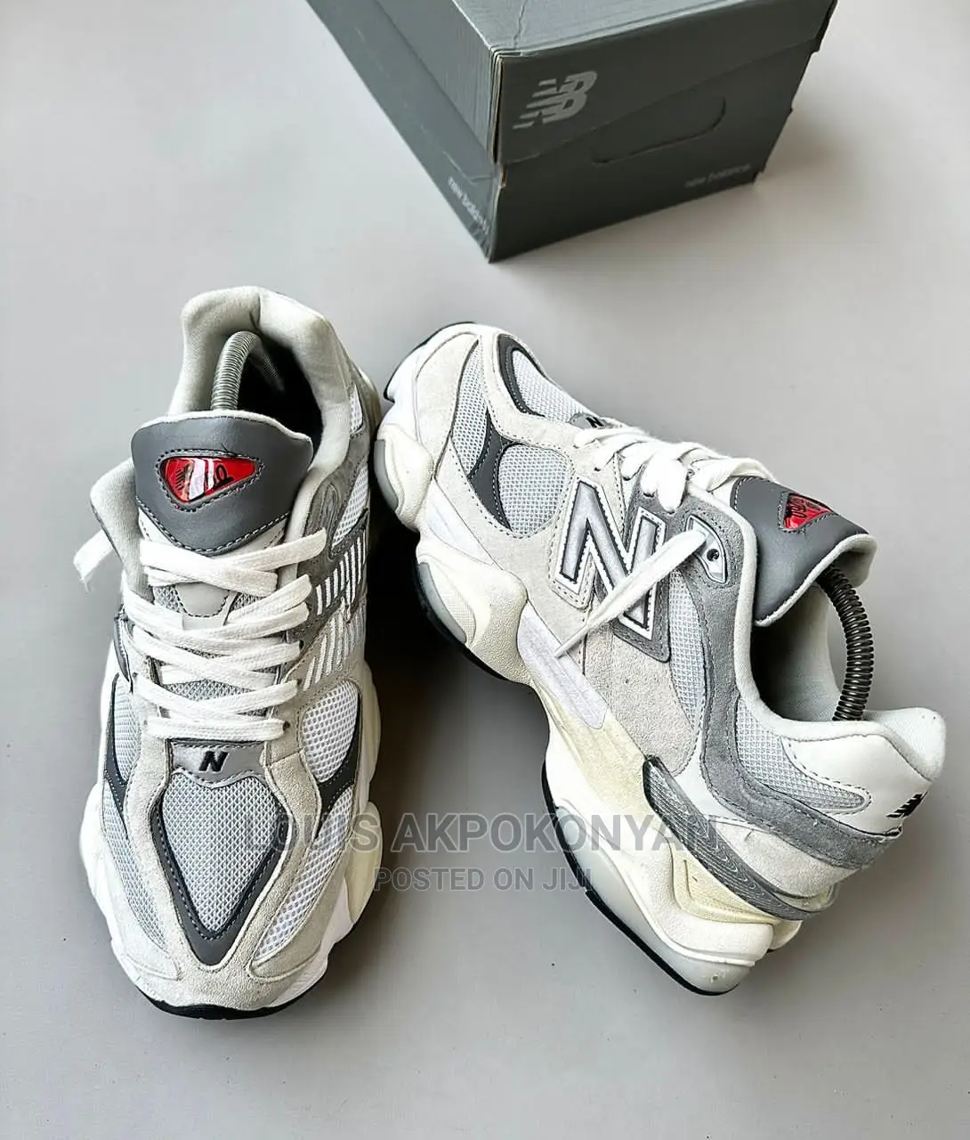 New Balance 9060