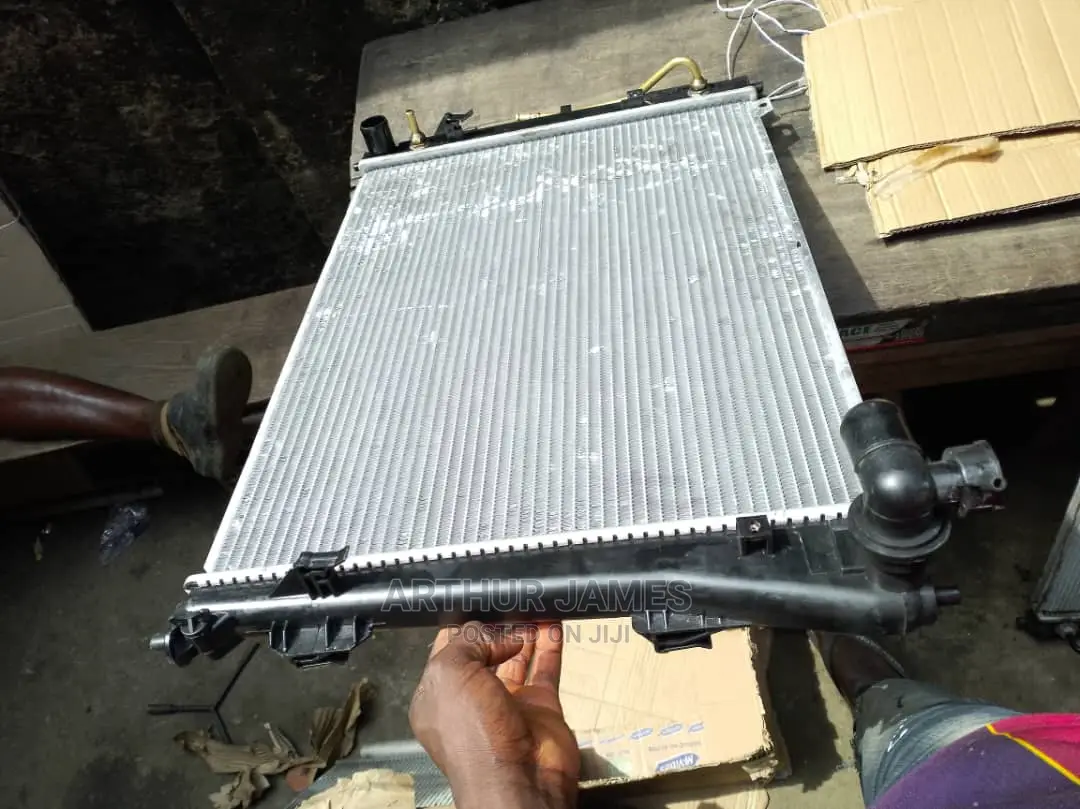 Radiator Hyundai Sonata 2012