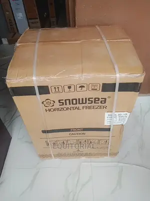 Snow Sea Silver Chest Freezer 70litres