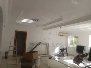 3bdrm Block of Flats in With Bq, Maitama for rent
