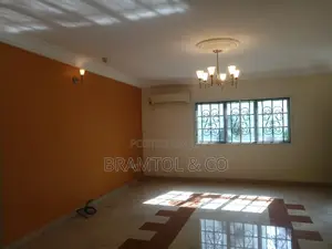 3bdrm Block of Flats in With Bq, Maitama for rent