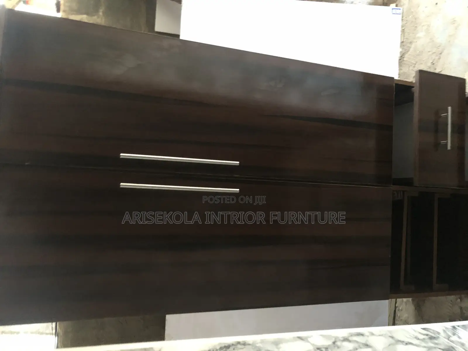 Arise-Kola Interior