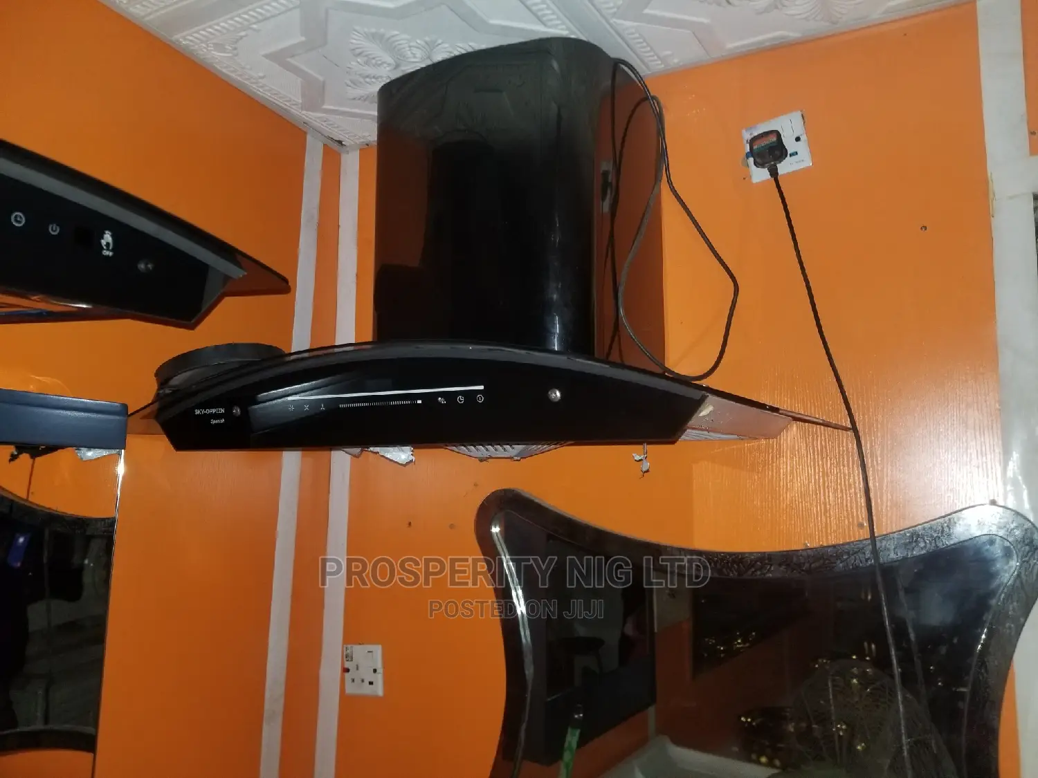Kitchen Extractor Hood