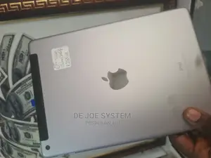 Apple iPad 10.2 (2019) 128 GB Gray