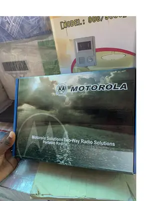 Motorola Gp-366 Brand New Walkie Talkie