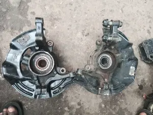 Front Hub Hyundai Sonata Hybrid 2013