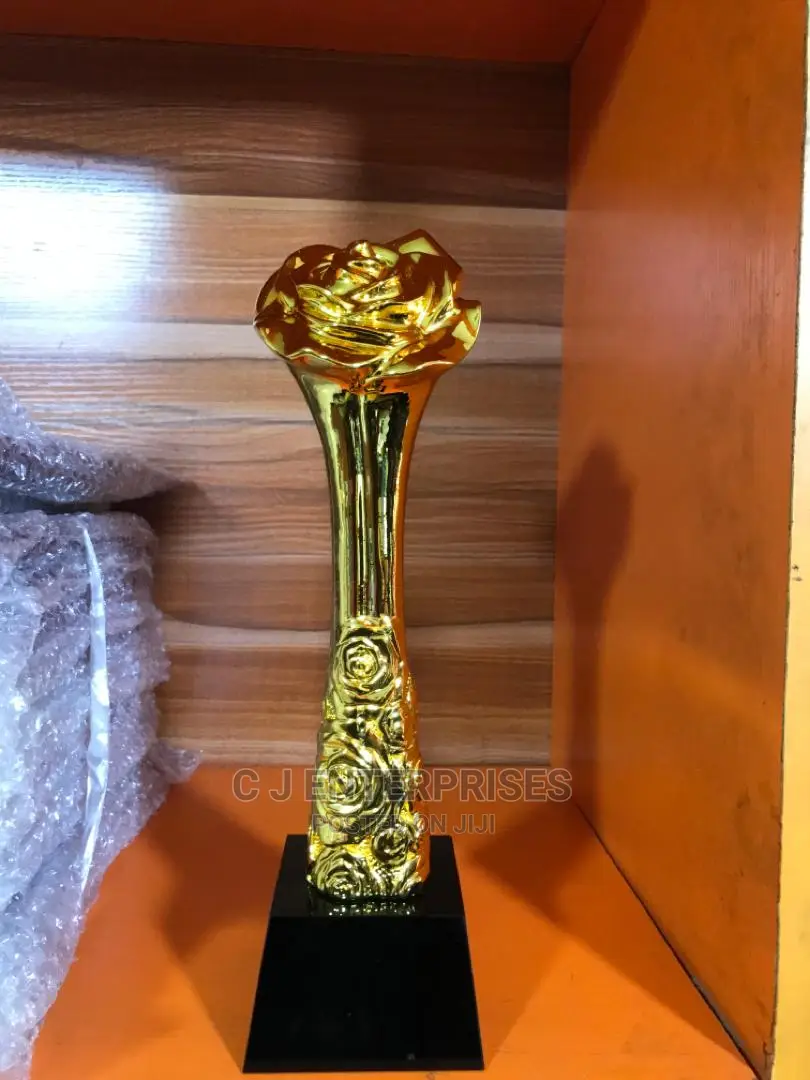 Trophy Award Plaque S79