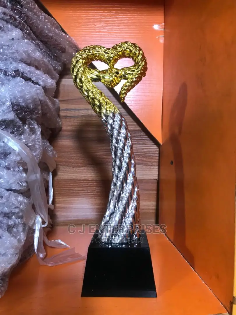 Trophy Award Plaque O89