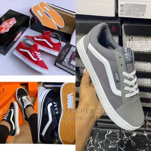 Vans Sneakers